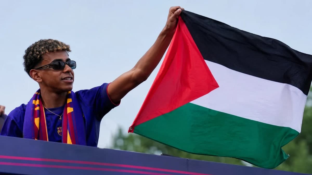 Lamine Yamal's Palestine Flag Gesture During Barcelona Title Parade Sparks Worldwide Debate